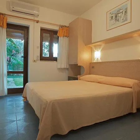 홀리데이파크 Nausicaa Village 3*