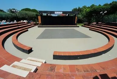 홀리데이파크 Nausicaa Village 3*