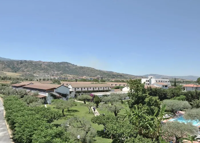 Nausicaa Village ホリデーパーク サンタンドレーア・アポストロ・デッロ・イオーニオ